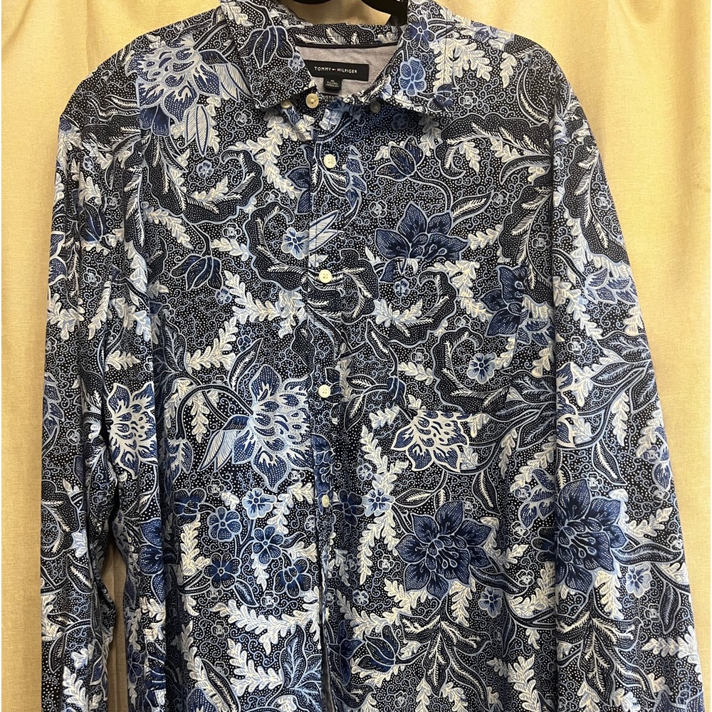 Tommy Hilfiger Men's Shirt XL